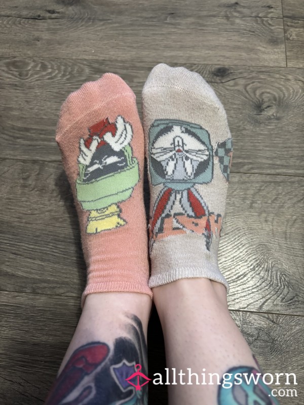 Mismatch Looney Tunes Bugs And Mavin The Martian Ankle Socks