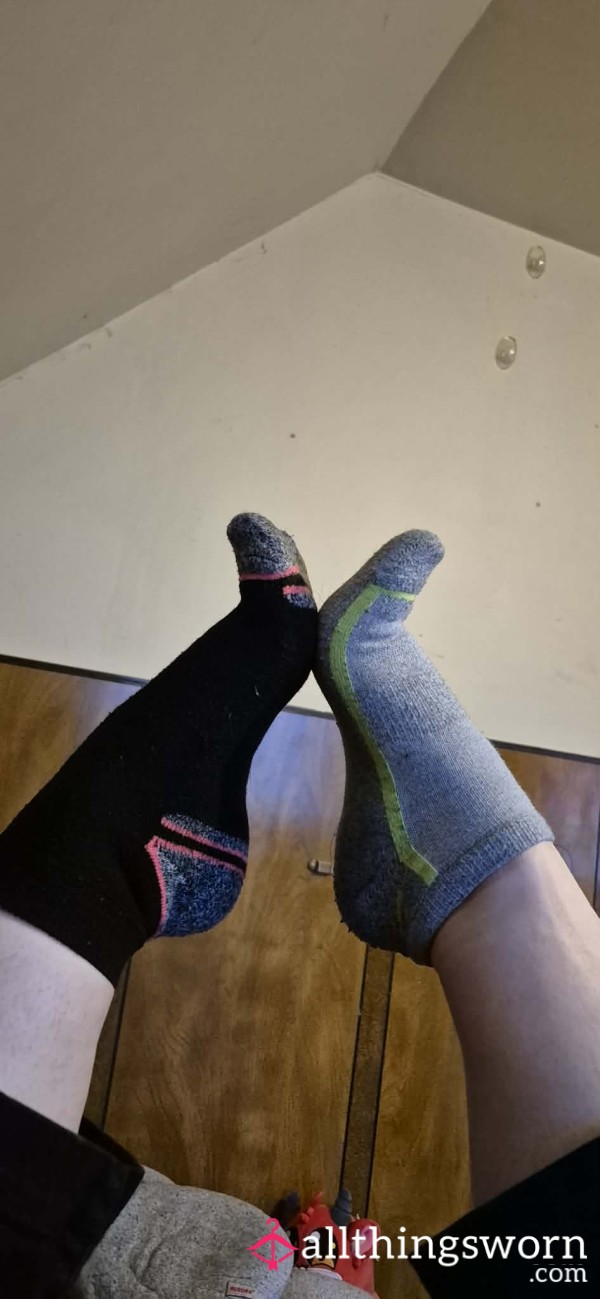 Mismatched Ankle Socks