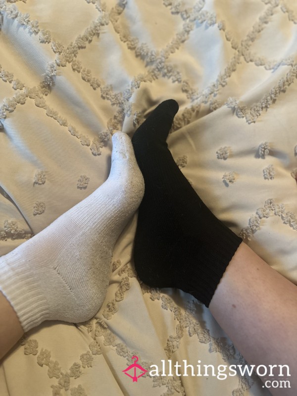 Mismatched Ankle Socks