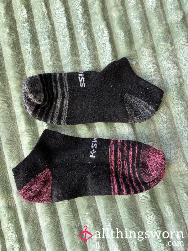 Mismatched Ankle Socks