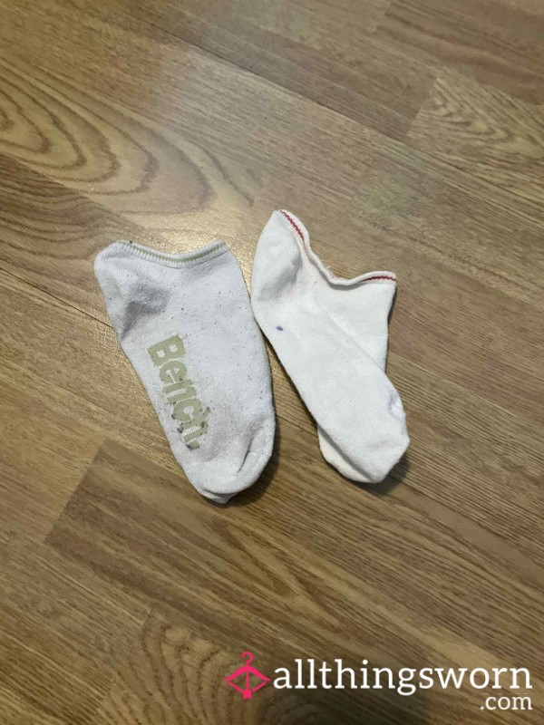 Mismatched White Ankle Socks