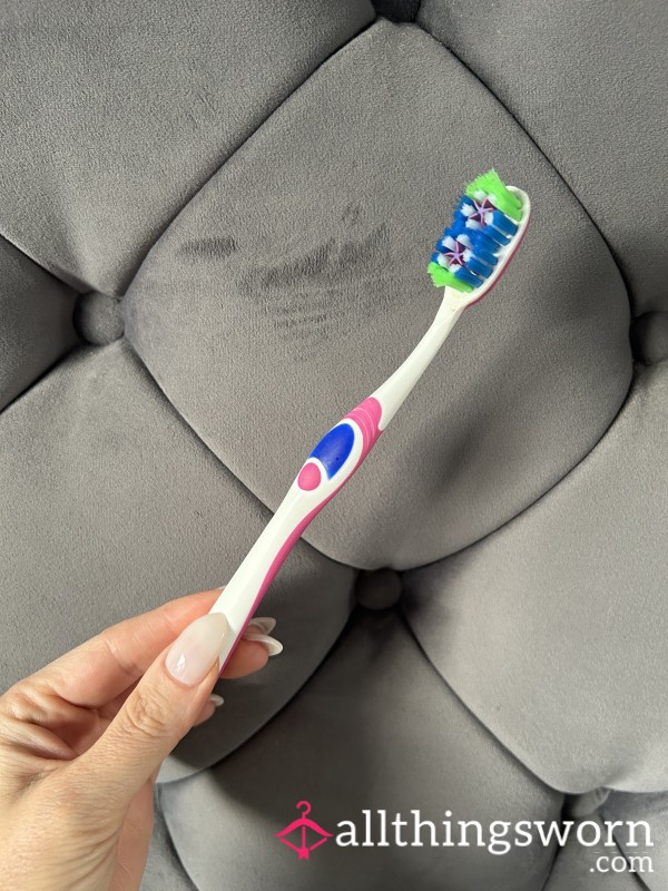 Miss Katie’s Used Toothbrush Covered In Sp*t!