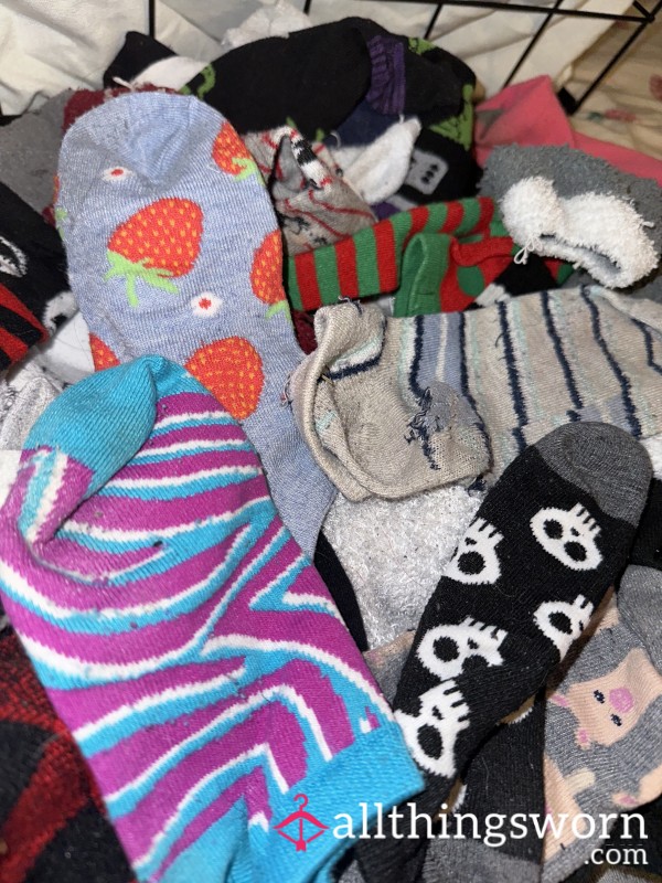 MixMatch Socks 🧦 ☺️ SALE‼️