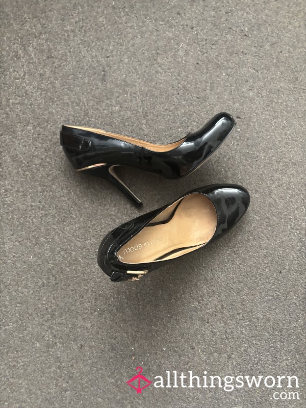 Moda In Pelle Black Patent Heels