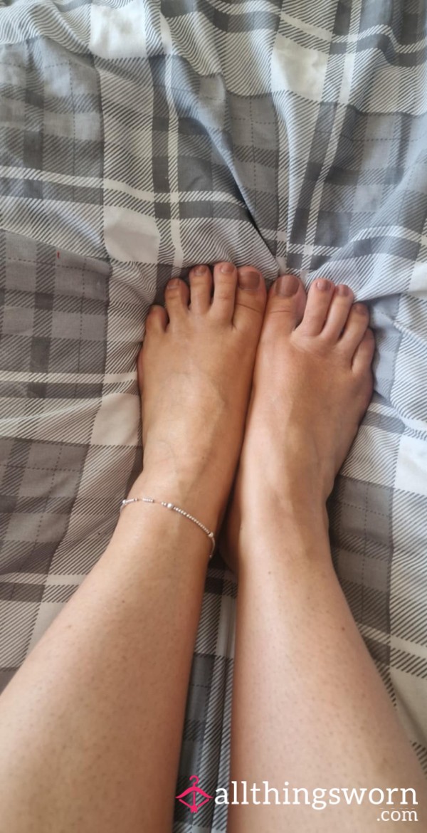 Moisturising My Feet