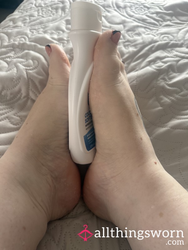 Moisturising My Feet