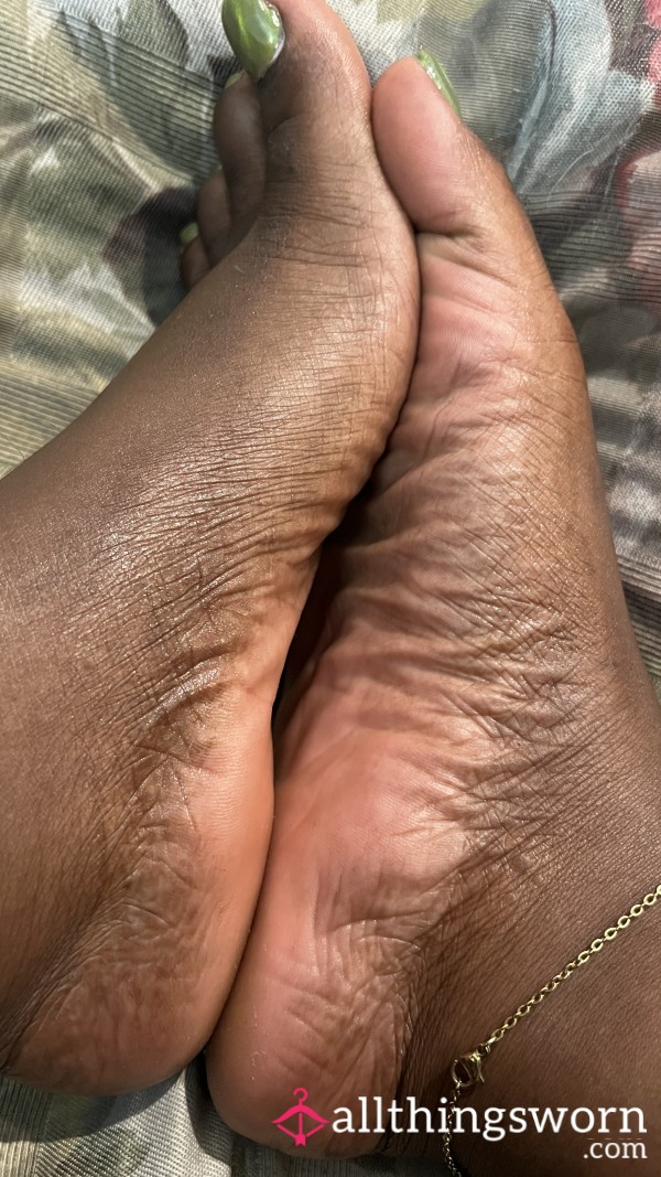 Moisturizing My Thick Meaty Soles