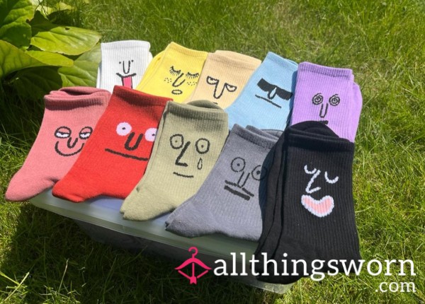 🎭 Mood Socks Collection – Pick My Personality, I’ll Wear It For You