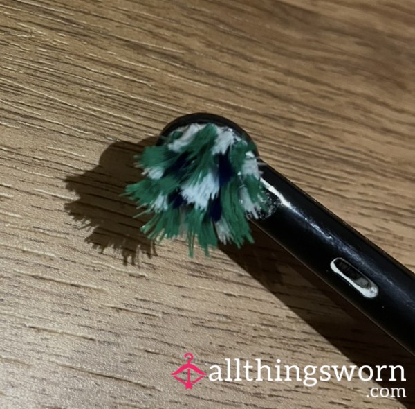 Toothbrush Head