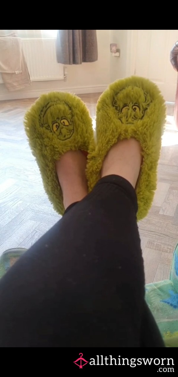 Mr Grinch Slippers