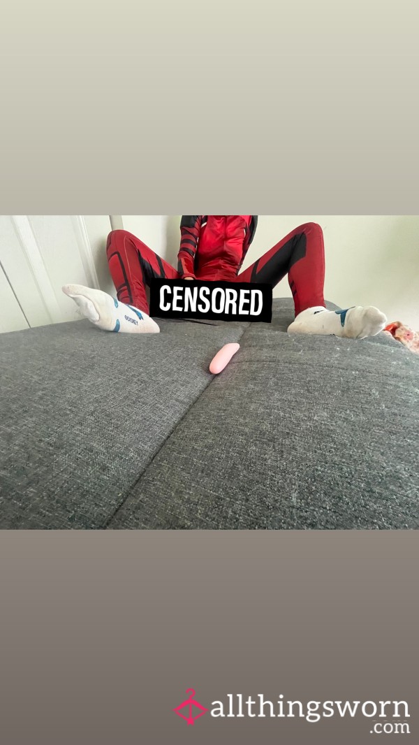 Ms.Deadp**l Cosplay C*mming