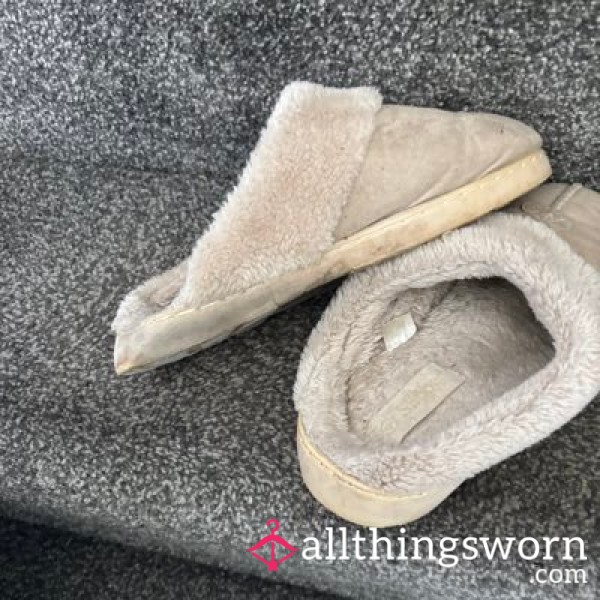 Much Loved Slippers God New Ones So Selling On Only Good For The Bin!!