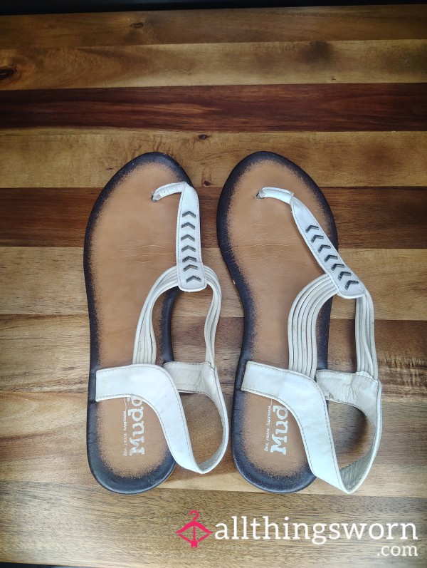 MUDD Flats 🤎 Size 11