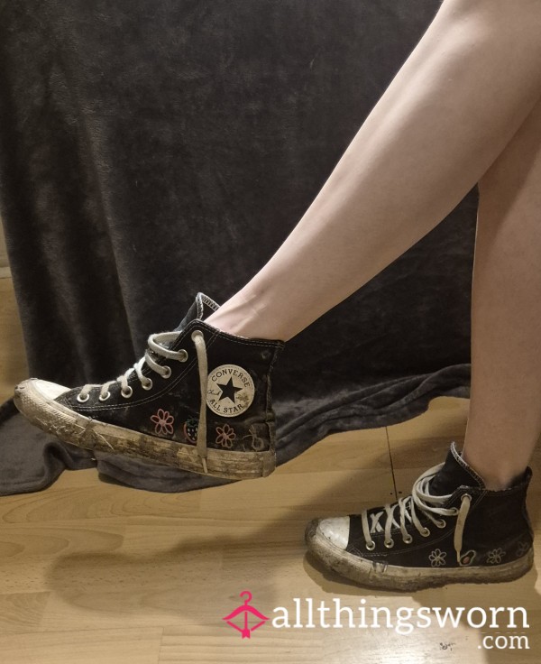 Muddy Smelly Converse Well Worn