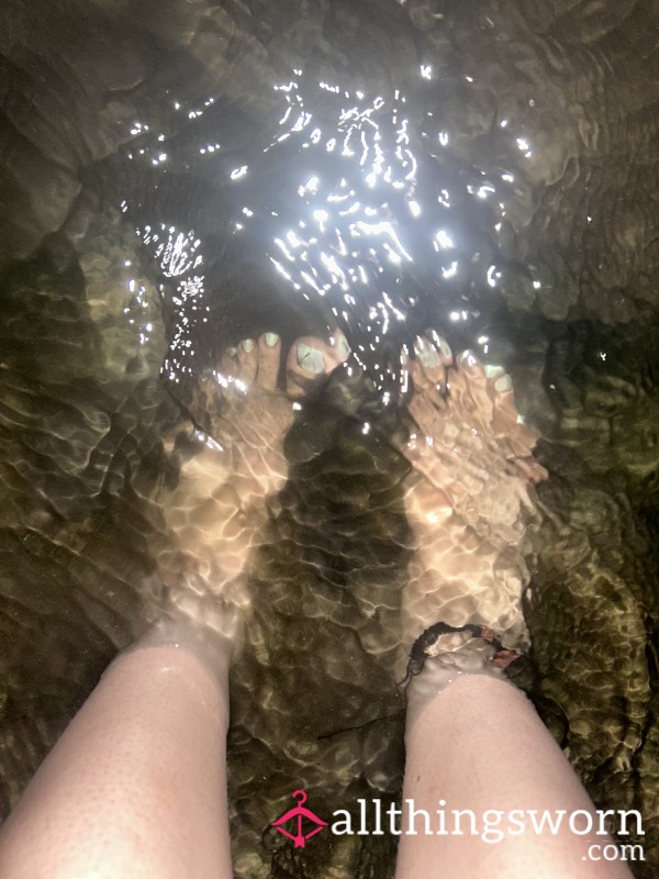Muddy Toes+soles