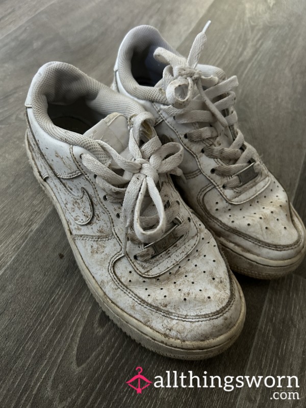 Muddy Trainers
