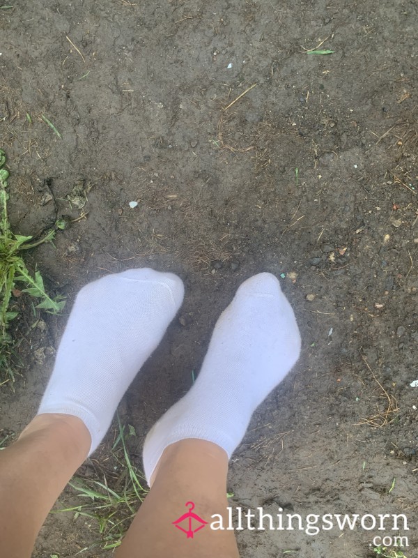 Muddy White Socks