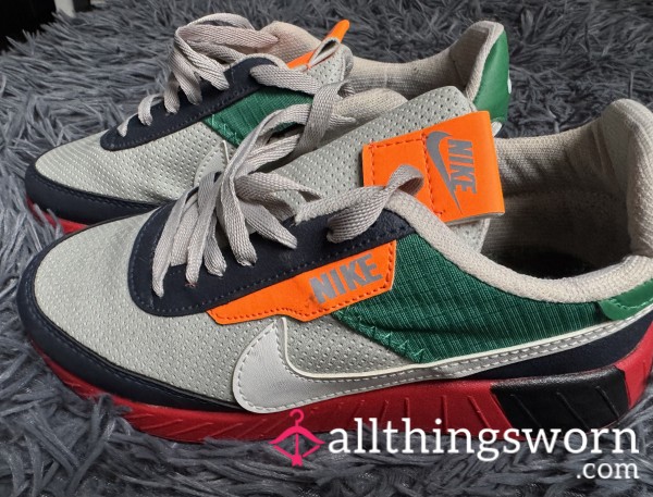 🌈Multicolor Nike Sneakers Size 38🌈