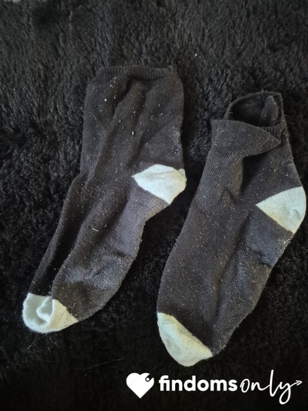 Multiple Day Worn Socks 🧦