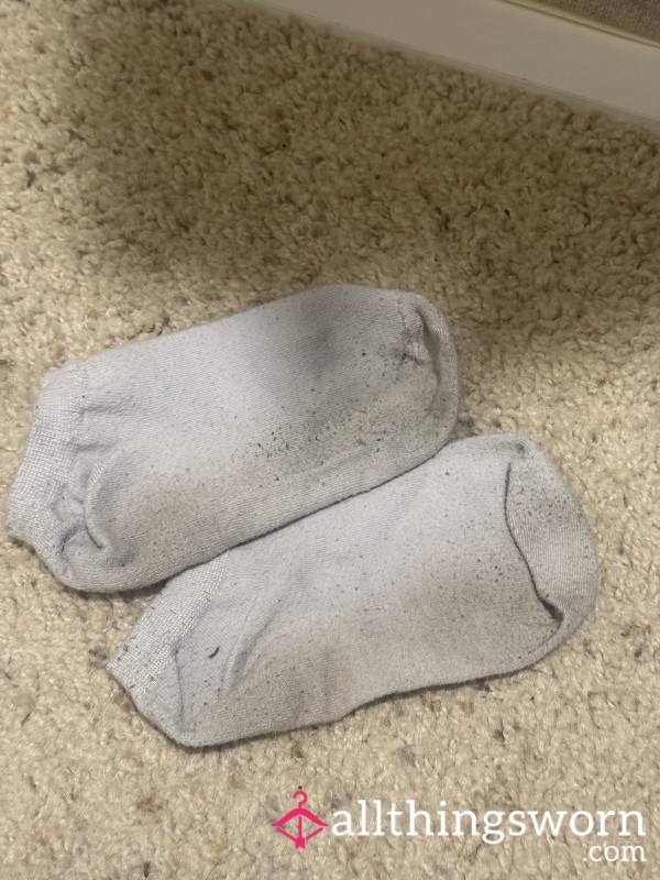 Multiple Pairs Of Dirty Smelly Well Worn White Socks Available