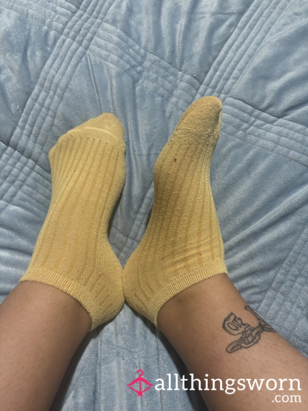 Mustard Ankle Socks