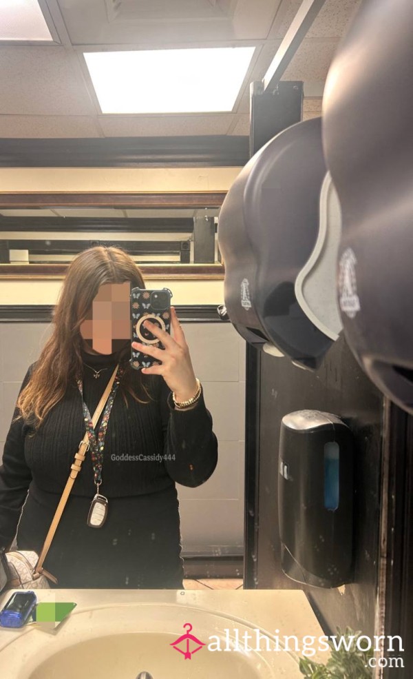 My Beautiful Face And Pu**y Covered In C*m