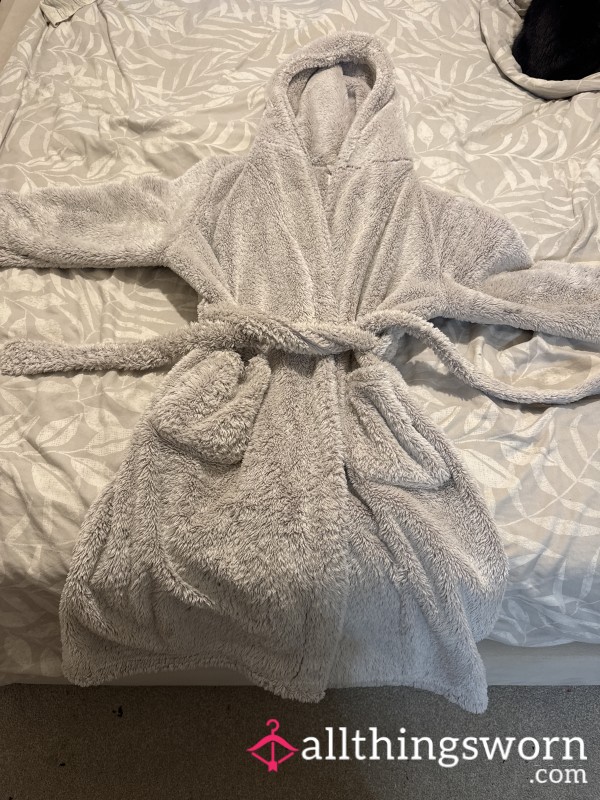 My Beloved Dressing Gown!  Read Description