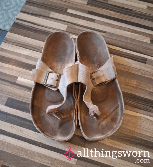 My Besties Flat Birkinstock Style Sandals! Toe Jam Imprints ‼️