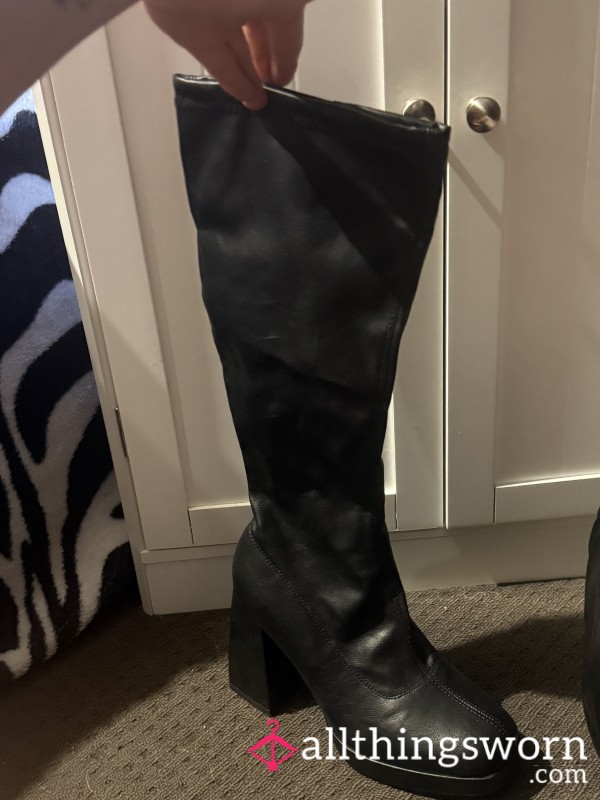 My Black Mid-Calf Heeled Boots – Worn, Chunky Block Heel
