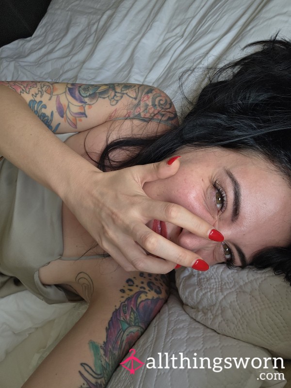 Censored, Blurred Feet - JOI, Foot Ignore Call And Close Up Angle