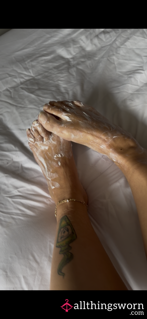 My Creamy Feet During Self Care. 💋