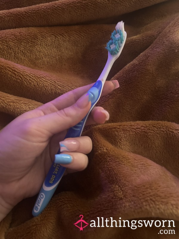 My Dirty Old Toothbrush Of 6 Months