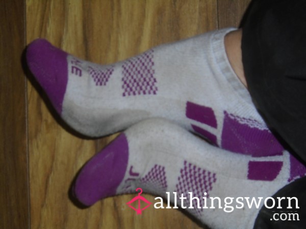 My Dirty Old Used Socks For Your Pleasure😏