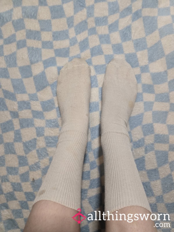 My Dirty White Socks 🤍🤍