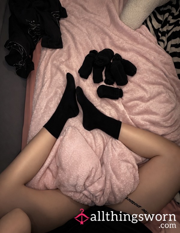 My Everyday Black Crew Socks 🖤