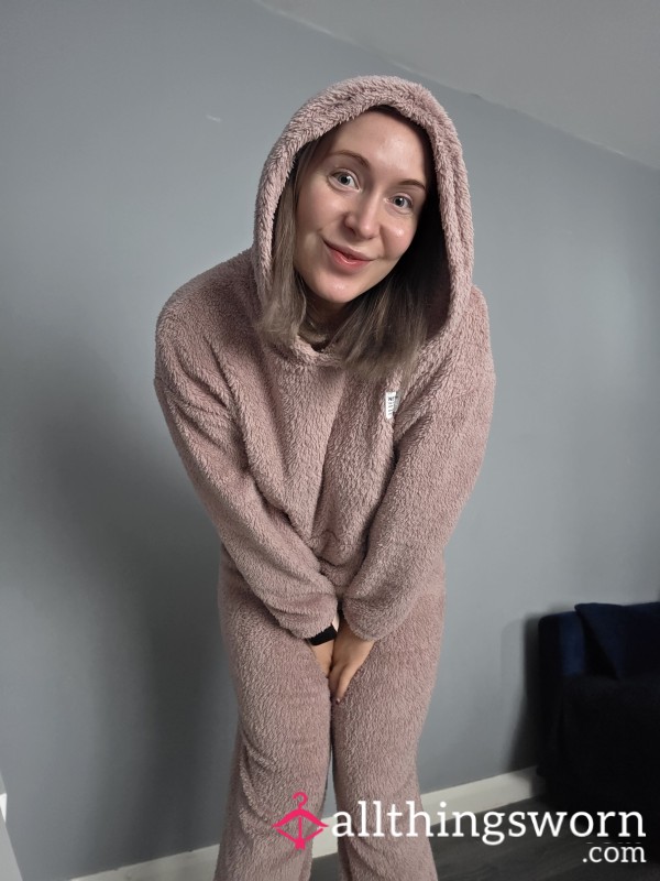 My Fav Fluffy Warm Cosy Pjs! Fits Up To Size XL