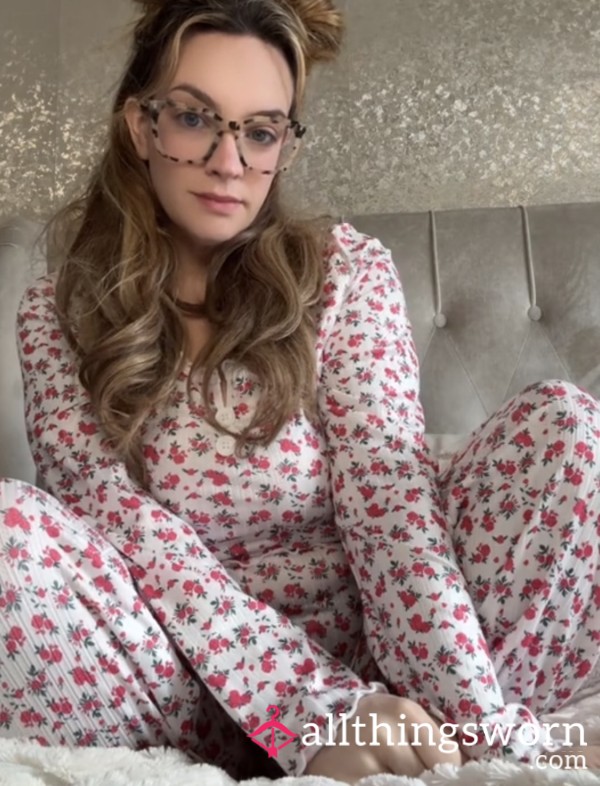 🌸My Fav PJs Worn To Bed For A Whole Week