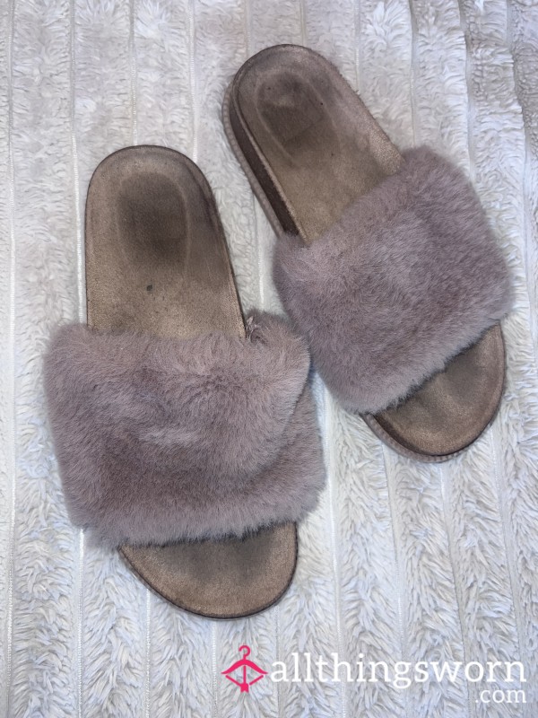 💜 My Fave Well Worn Slippers 💜
