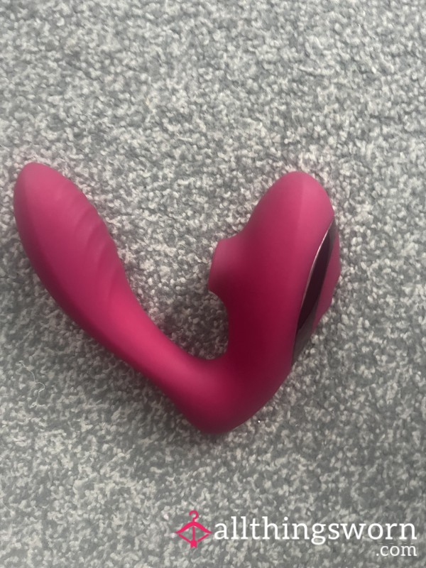 💦💦 My Favourite Toy… Clit Sucker