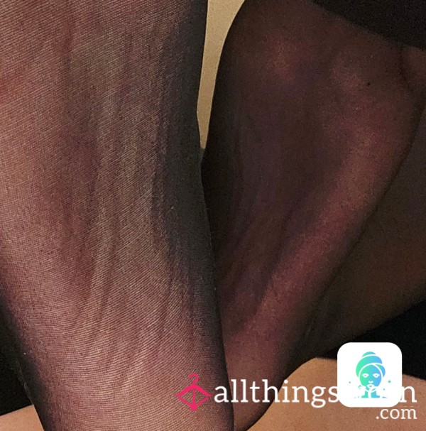 ✨️10 Pictures Of My Feet In Stockings/tights With Some Close Of Wrinkly Soles ⚡️