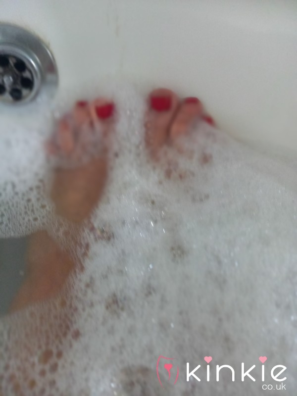 My Feet Already To Be Licked Sucked The Bath My Feet With Toys My Dirty Feet Pictures Videos Clips 😜😜😜