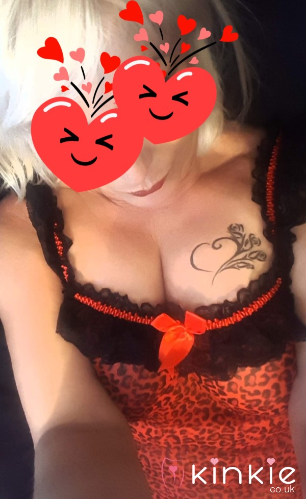 My Leopard Print Baby Doll Outfit Worn It On Bed All Week For Lots Of Play 💋💋