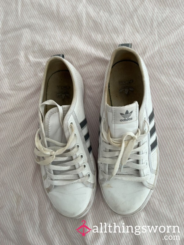 MY MUMS DIRTY SWEATY SHOES 🫣☺️