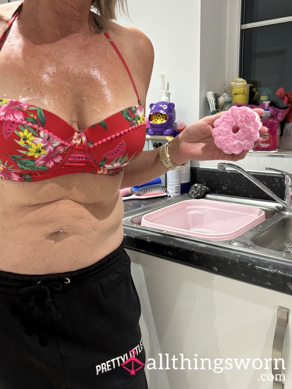 MY MUMS Red Flor*l Bikini Top 🙈