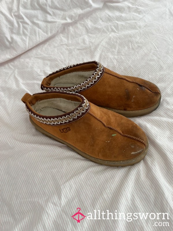 MY MUMS SWEATY UGGS 🤢