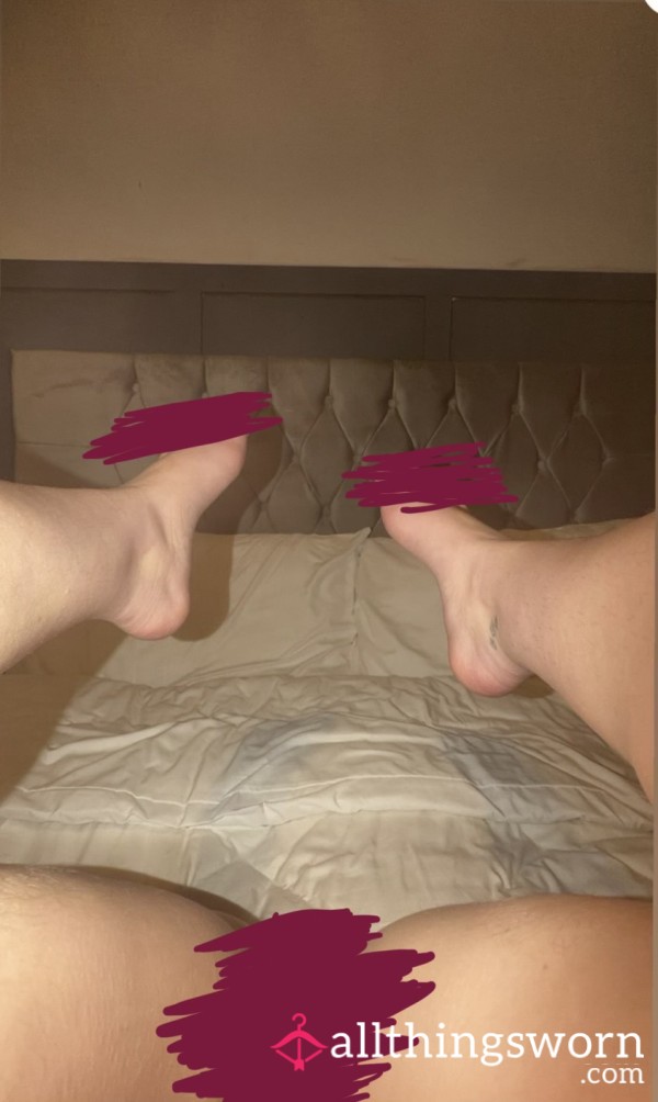 😈My Naughty Feet Tase🐱👣