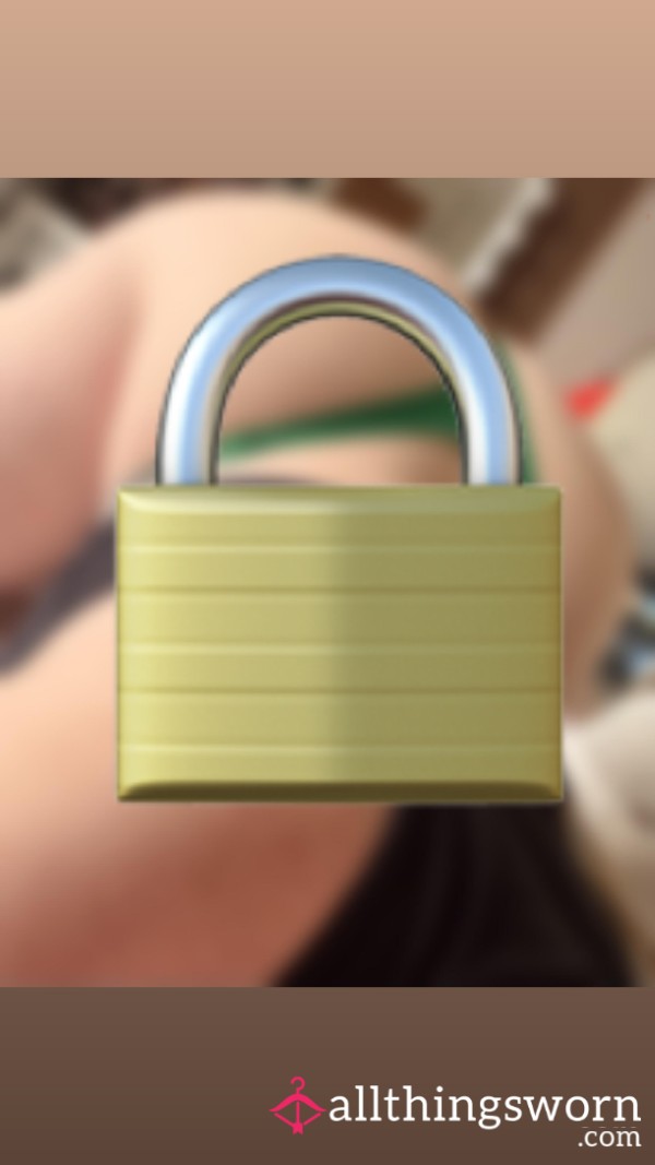 My Peachy A** In My Emerald Green Victoria Secret Thong, Come Take A P**k At My Tiger Stripes Baby 💦🍑