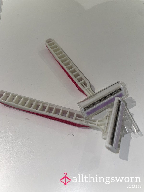 My Personal Used Razors – Still Holding My Touch