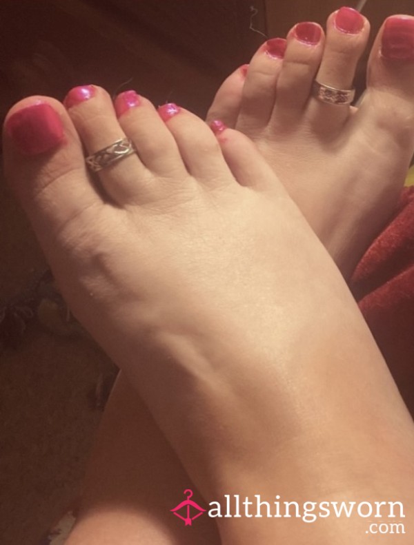 🌹 My Pretty Pink Toes Who Wants To C*m Over My Feet 💦