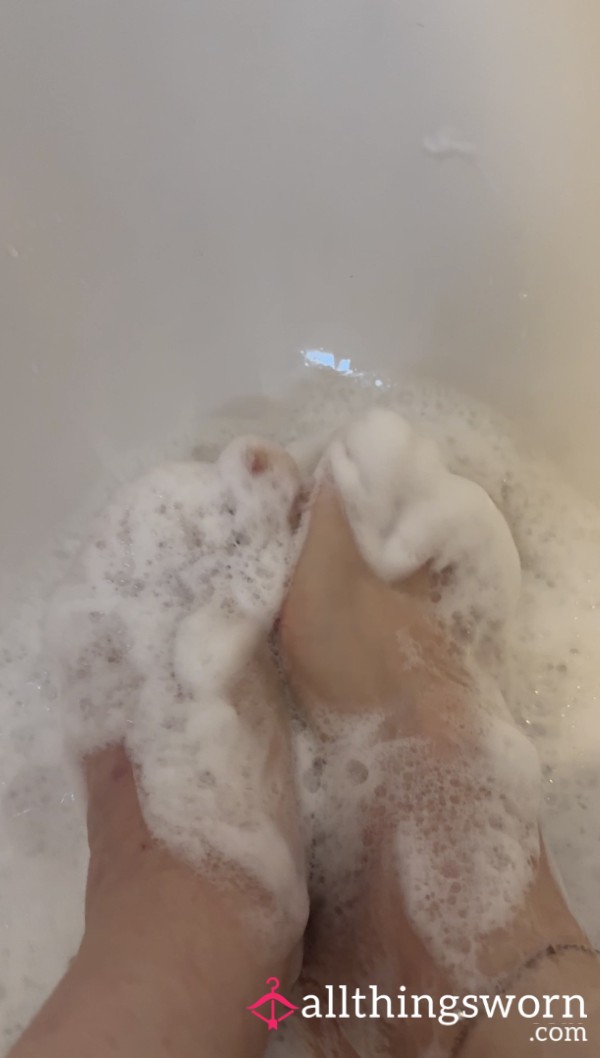 My S**y Bubbly Feet